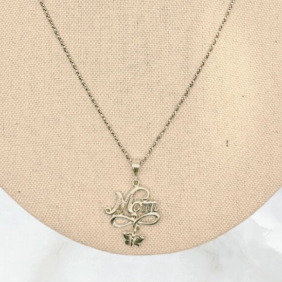 Handmade Jewelry - Sterling Silver "MOM" Pendant on Sterling Silver Box Chain
